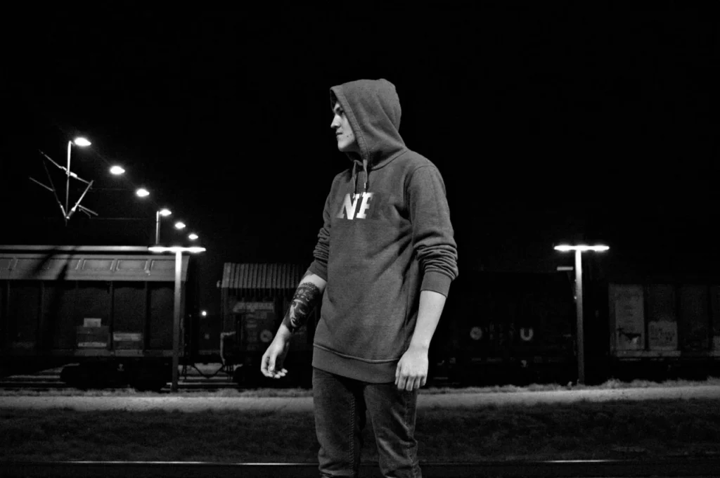 Nf-E